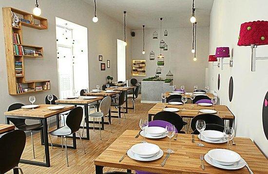Korek Resto Bar
